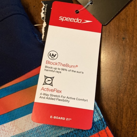 🌸NWT SPEEDO Mens Swim Short - size Small - Picture 10 of 14